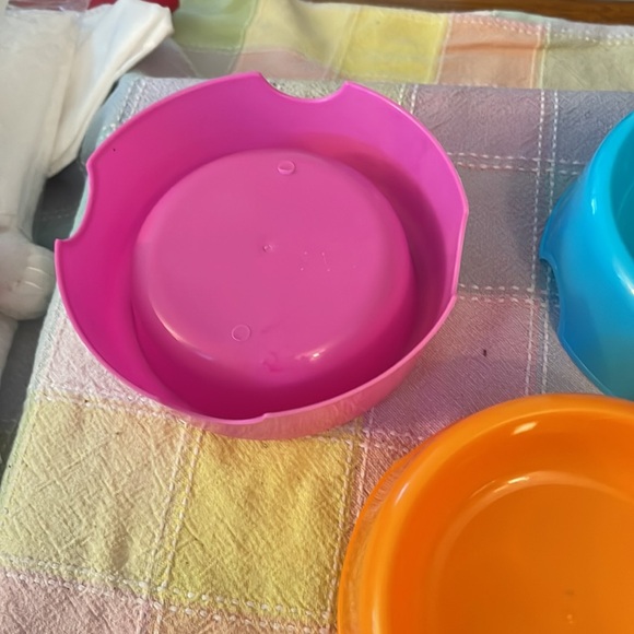 I have more than 30 of these plastic animal bowels - Picture 2 of 2